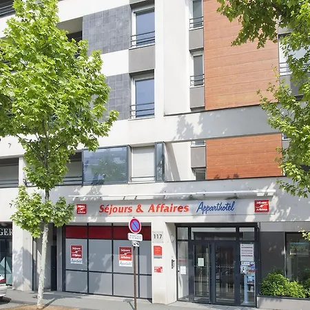 Appart hôtel Séjours&affaires Ferrand Park République 2*