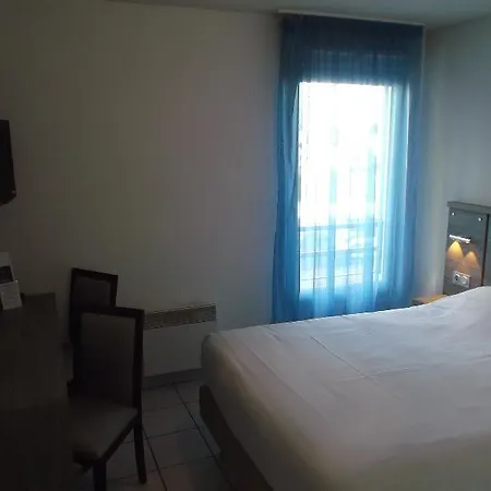 Appart hôtel Séjours&affaires Ferrand Park République 2*
